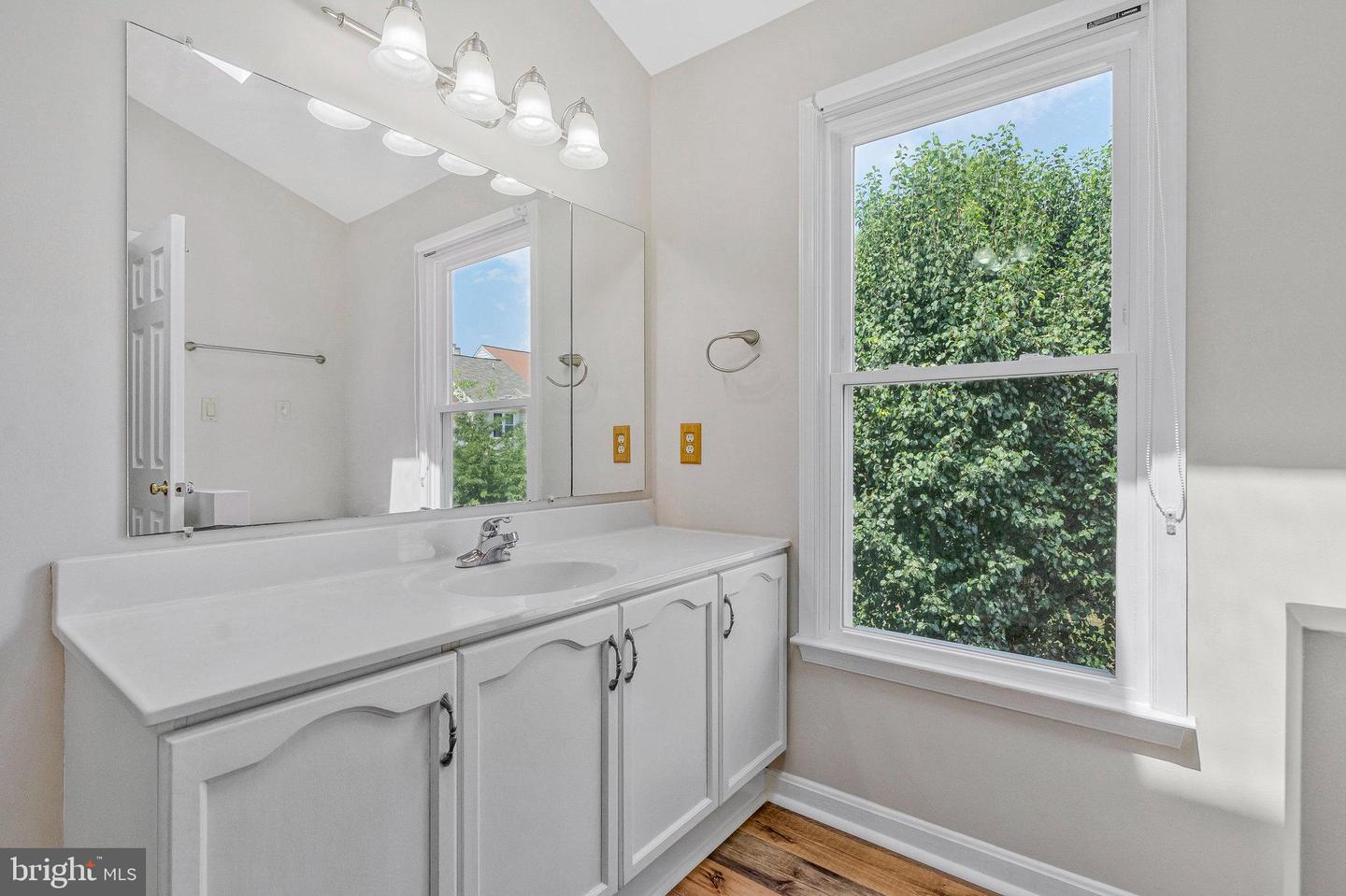 13908 BATON ROUGE CT, CENTREVILLE, Virginia 20121, 3 Bedrooms Bedrooms, ,2 BathroomsBathrooms,Residential,For sale,13908 BATON ROUGE CT,VAFX2256530 MLS # VAFX2256530