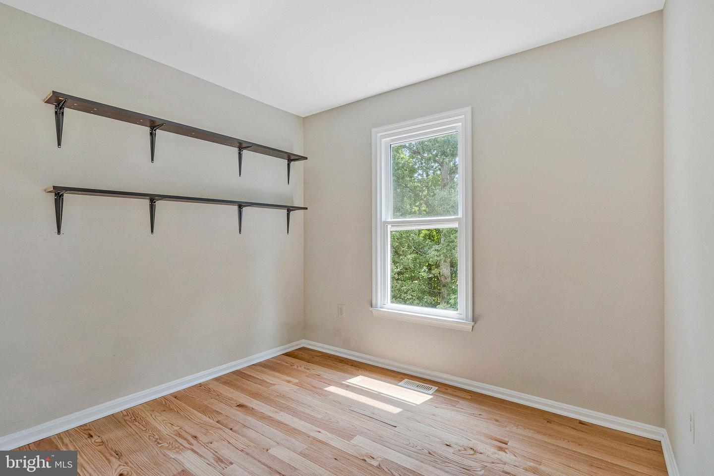 13908 BATON ROUGE CT, CENTREVILLE, Virginia 20121, 3 Bedrooms Bedrooms, ,2 BathroomsBathrooms,Residential,For sale,13908 BATON ROUGE CT,VAFX2256530 MLS # VAFX2256530