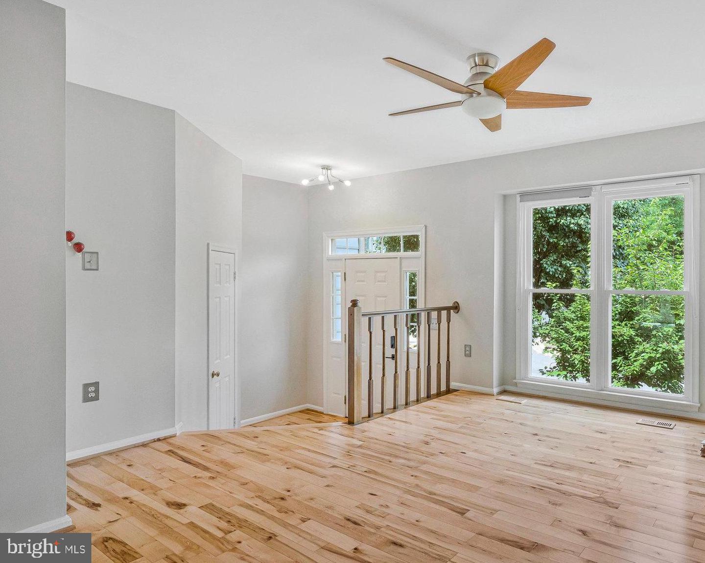 13908 BATON ROUGE CT, CENTREVILLE, Virginia 20121, 3 Bedrooms Bedrooms, ,2 BathroomsBathrooms,Residential,For sale,13908 BATON ROUGE CT,VAFX2256530 MLS # VAFX2256530