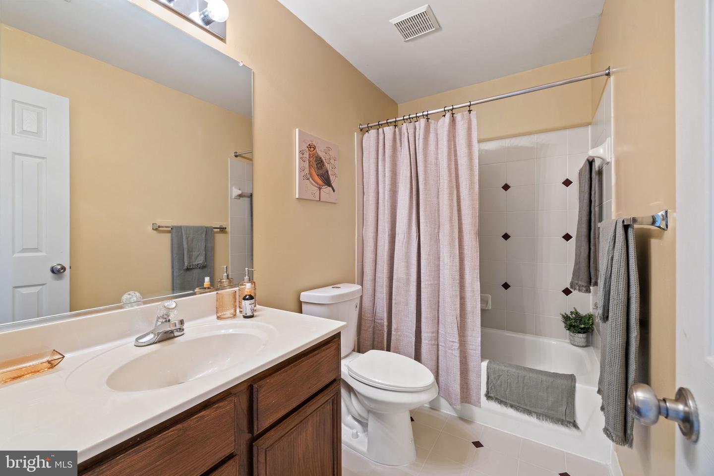 45537 LAKE HAVEN TER, STERLING, Virginia 20165, 3 Bedrooms Bedrooms, ,3 BathroomsBathrooms,Residential,For sale,45537 LAKE HAVEN TER,VALO2102706 MLS # VALO2102706