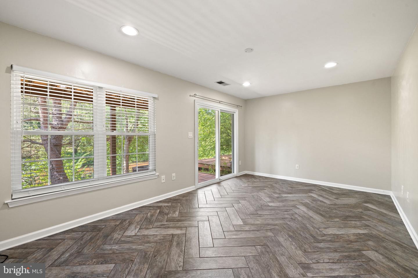 45537 LAKE HAVEN TER, STERLING, Virginia 20165, 3 Bedrooms Bedrooms, ,3 BathroomsBathrooms,Residential,For sale,45537 LAKE HAVEN TER,VALO2102706 MLS # VALO2102706