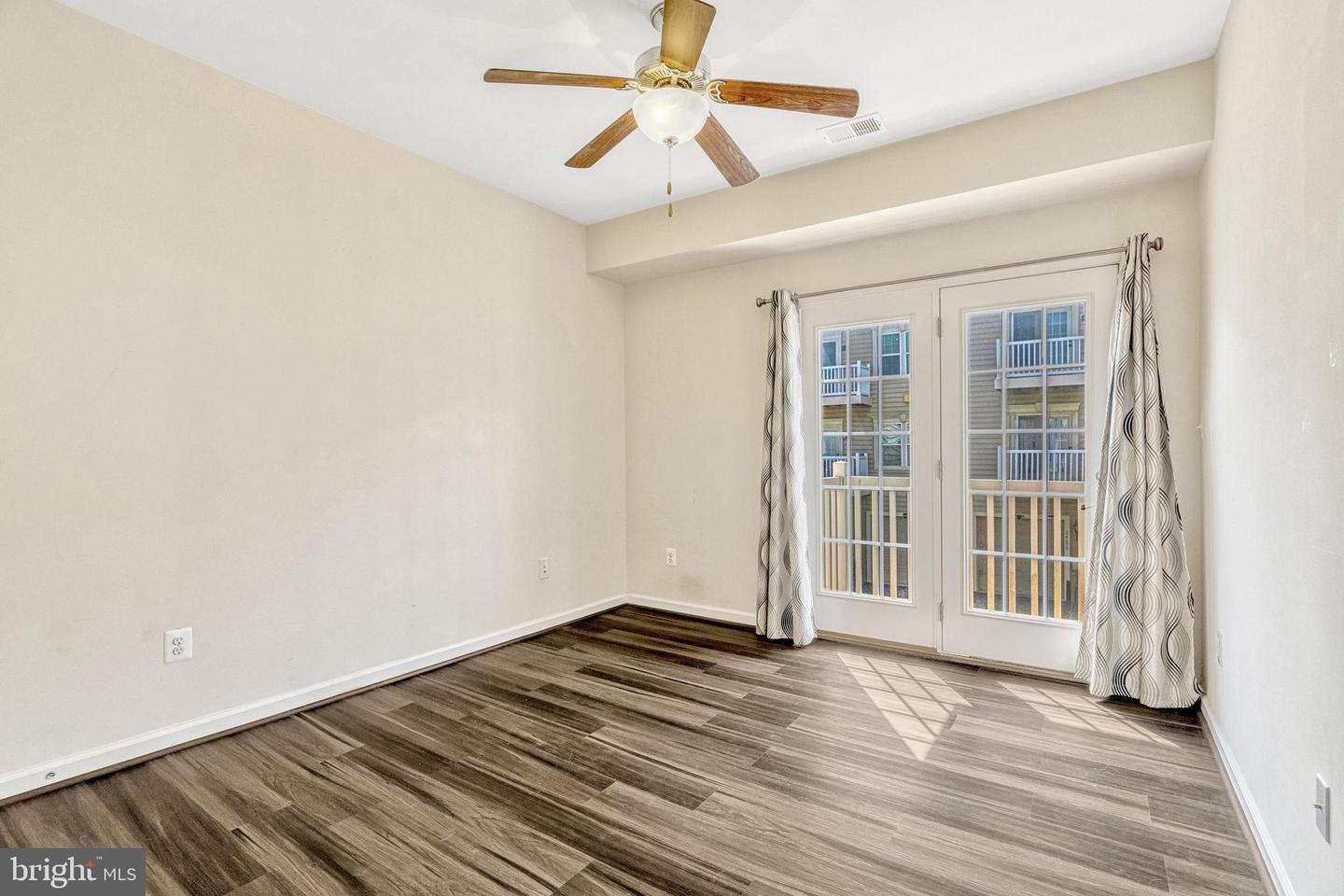 24678 FOOTED RIDGE TER, STERLING, Virginia 20166, 3 Bedrooms Bedrooms, ,2 BathroomsBathrooms,Residential,For sale,24678 FOOTED RIDGE TER,VALO2102796 MLS # VALO2102796