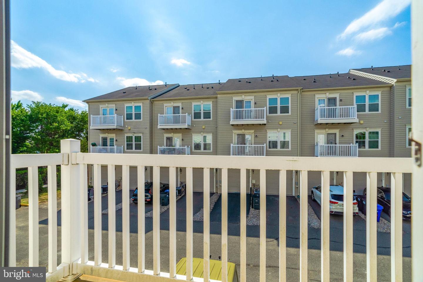 24678 FOOTED RIDGE TER, STERLING, Virginia 20166, 3 Bedrooms Bedrooms, ,2 BathroomsBathrooms,Residential,For sale,24678 FOOTED RIDGE TER,VALO2102796 MLS # VALO2102796