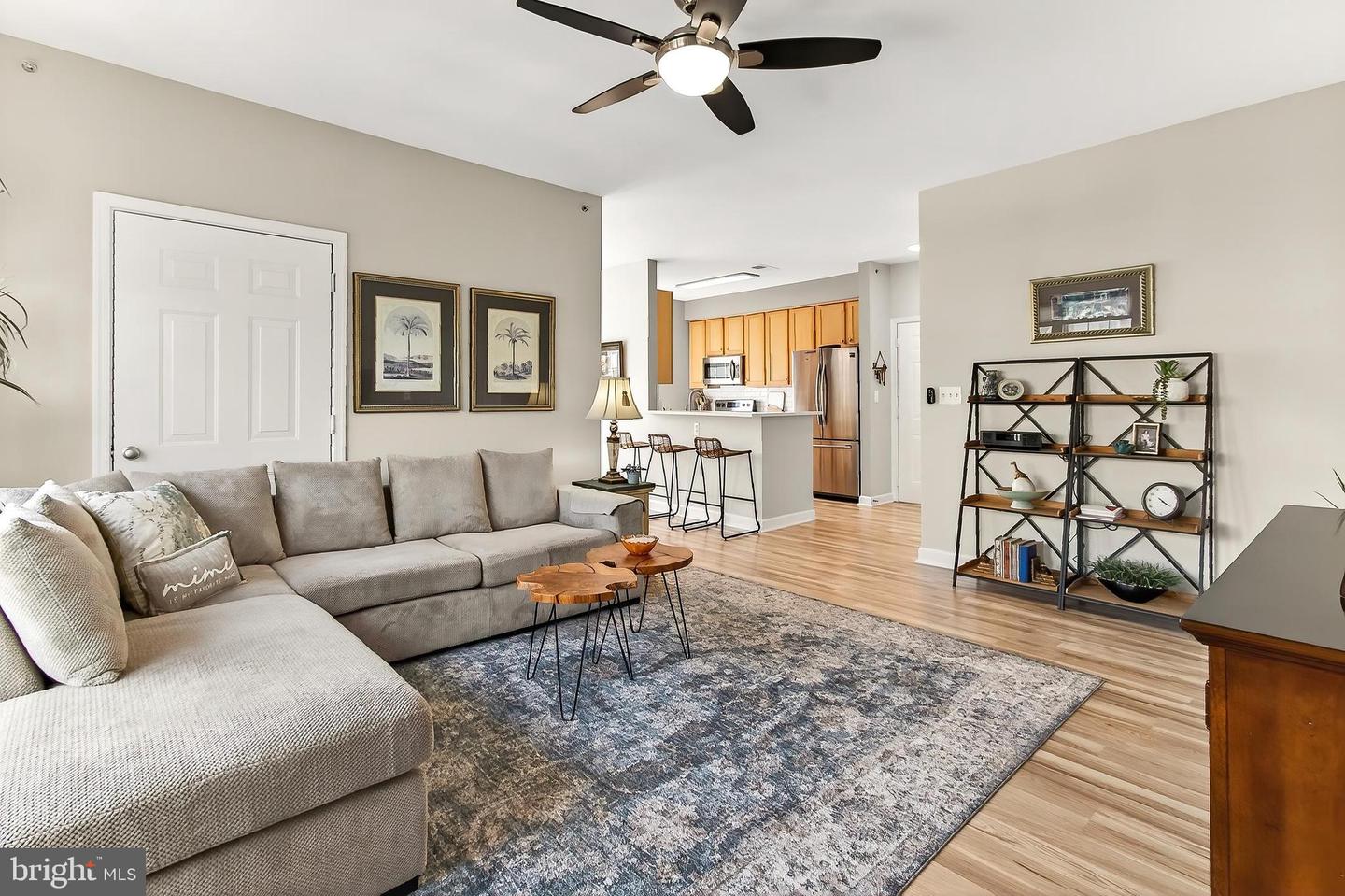 42470 PENNYROYAL SQ #304, BRAMBLETON, Virginia 20148, 1 Bedroom Bedrooms, ,1 BathroomBathrooms,Residential,For sale,42470 PENNYROYAL SQ #304,VALO2102812 MLS # VALO2102812