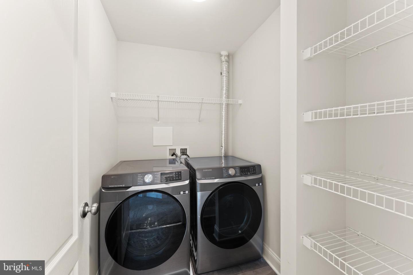 3179 BARBEQUE PL, WOODBRIDGE, Virginia 22193, 3 Bedrooms Bedrooms, ,3 BathroomsBathrooms,Residential,For sale,3179 BARBEQUE PL,VAPW2099678 MLS # VAPW2099678