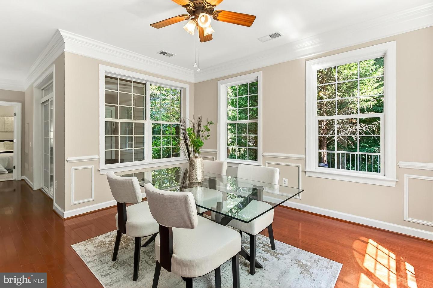 7880 ROLLING WOODS CT #104, SPRINGFIELD, Virginia 22152, 2 Bedrooms Bedrooms, ,2 BathroomsBathrooms,Residential,For sale,7880 ROLLING WOODS CT #104,VAFX2257114 MLS # VAFX2257114