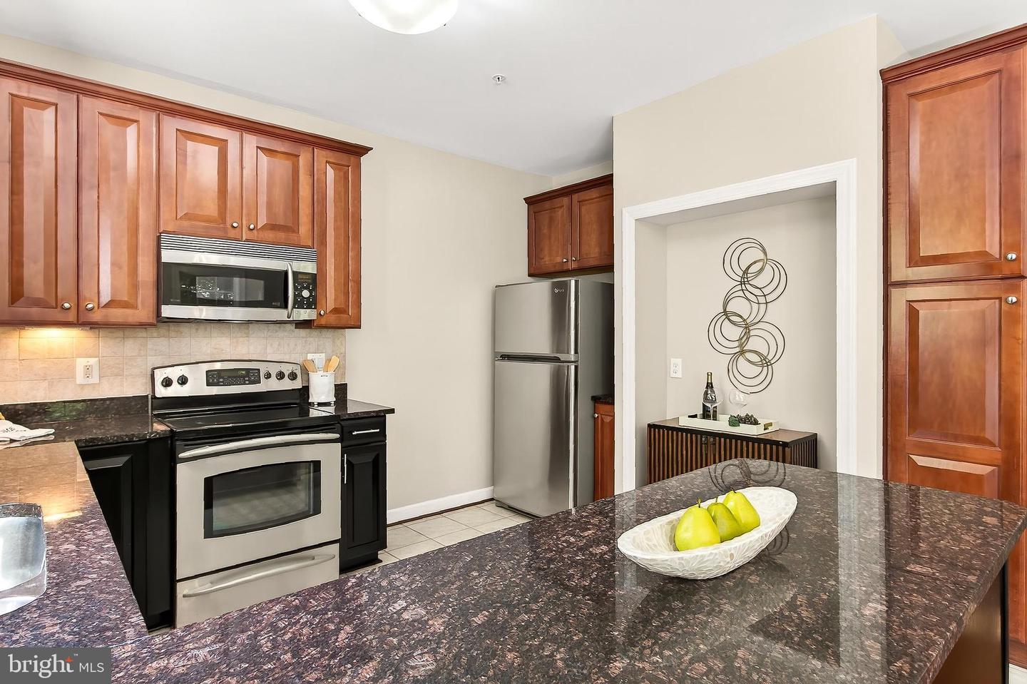 7880 ROLLING WOODS CT #104, SPRINGFIELD, Virginia 22152, 2 Bedrooms Bedrooms, ,2 BathroomsBathrooms,Residential,For sale,7880 ROLLING WOODS CT #104,VAFX2257114 MLS # VAFX2257114