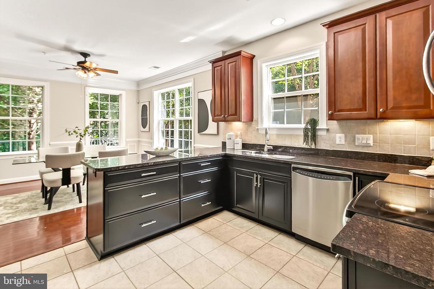 7880 ROLLING WOODS CT #104, SPRINGFIELD, Virginia 22152, 2 Bedrooms Bedrooms, ,2 BathroomsBathrooms,Residential,For sale,7880 ROLLING WOODS CT #104,VAFX2257114 MLS # VAFX2257114
