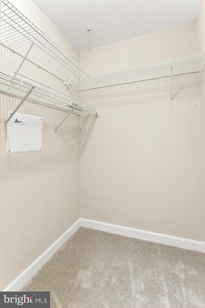 7880 ROLLING WOODS CT #104, SPRINGFIELD, Virginia 22152, 2 Bedrooms Bedrooms, ,2 BathroomsBathrooms,Residential,For sale,7880 ROLLING WOODS CT #104,VAFX2257114 MLS # VAFX2257114