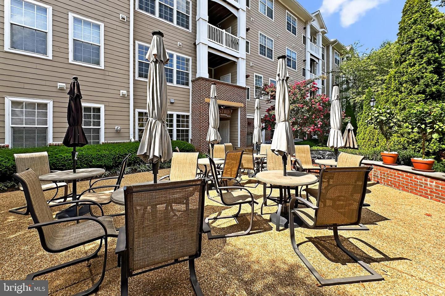 7880 ROLLING WOODS CT #104, SPRINGFIELD, Virginia 22152, 2 Bedrooms Bedrooms, ,2 BathroomsBathrooms,Residential,For sale,7880 ROLLING WOODS CT #104,VAFX2257114 MLS # VAFX2257114