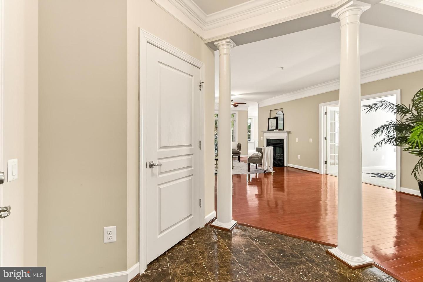 7880 ROLLING WOODS CT #104, SPRINGFIELD, Virginia 22152, 2 Bedrooms Bedrooms, ,2 BathroomsBathrooms,Residential,For sale,7880 ROLLING WOODS CT #104,VAFX2257114 MLS # VAFX2257114