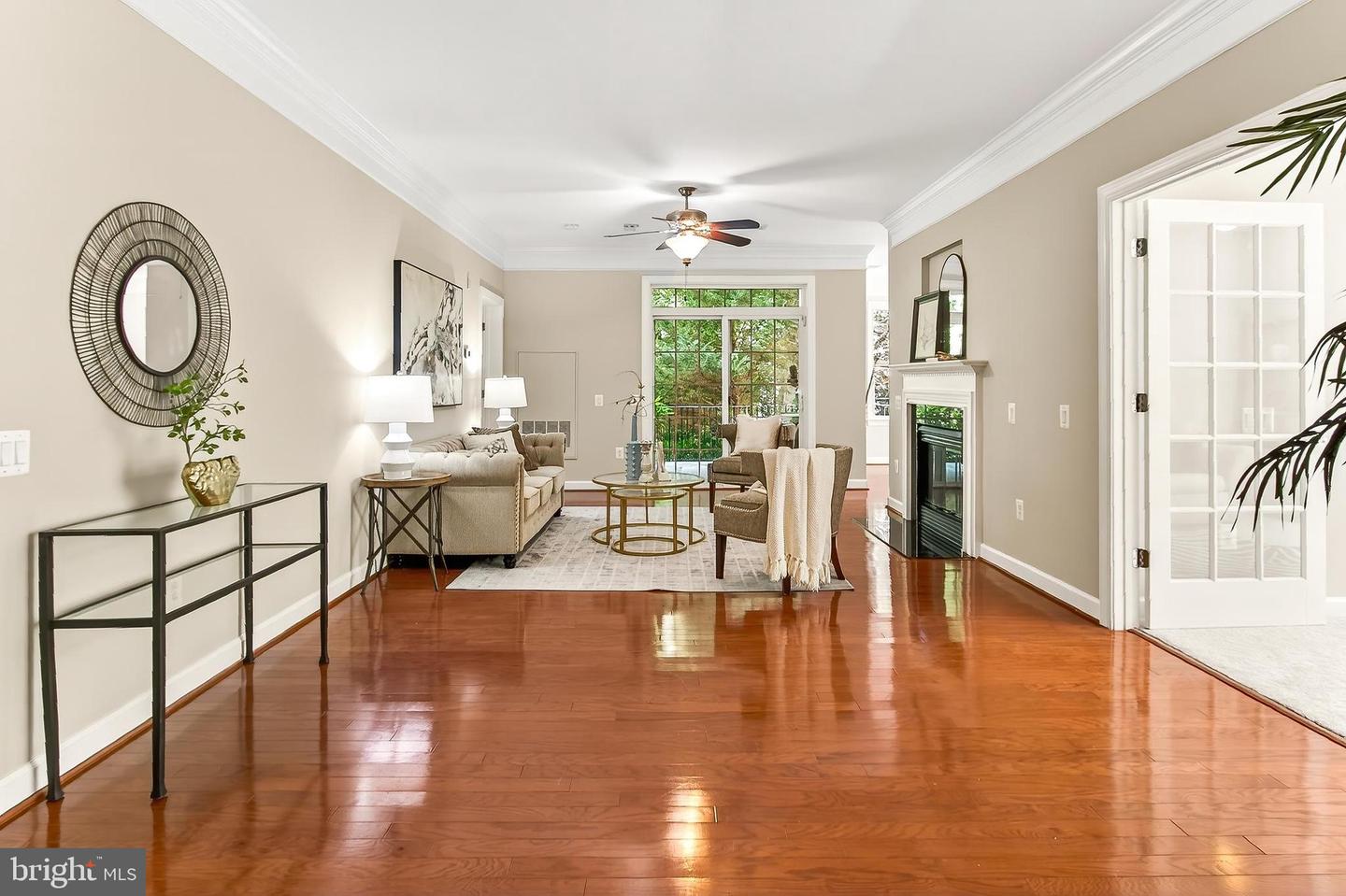 7880 ROLLING WOODS CT #104, SPRINGFIELD, Virginia 22152, 2 Bedrooms Bedrooms, ,2 BathroomsBathrooms,Residential,For sale,7880 ROLLING WOODS CT #104,VAFX2257114 MLS # VAFX2257114