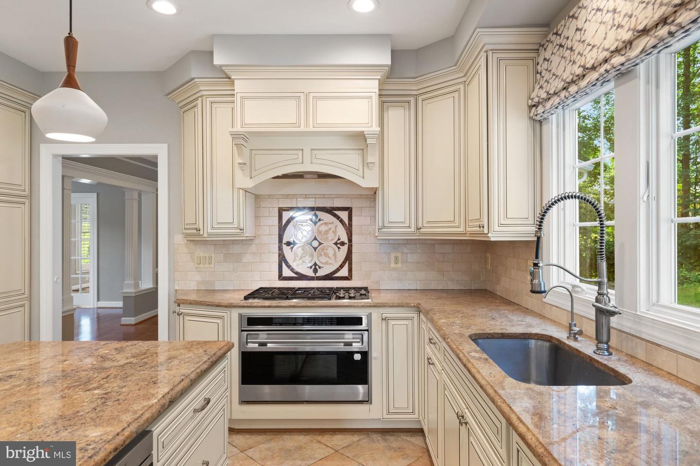 9709 BROOKSTONE LN, VIENNA, Virginia 22182, 4 Bedrooms Bedrooms, ,4 BathroomsBathrooms,Residential,For sale,9709 BROOKSTONE LN,VAFX2257266 MLS # VAFX2257266