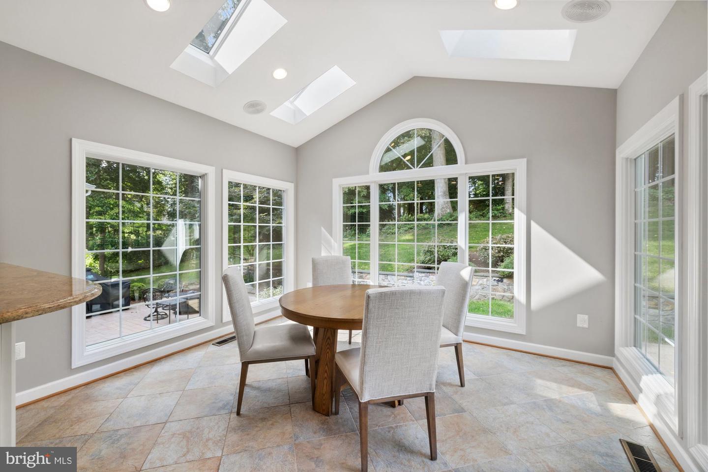 9709 BROOKSTONE LN, VIENNA, Virginia 22182, 4 Bedrooms Bedrooms, ,4 BathroomsBathrooms,Residential,For sale,9709 BROOKSTONE LN,VAFX2257266 MLS # VAFX2257266