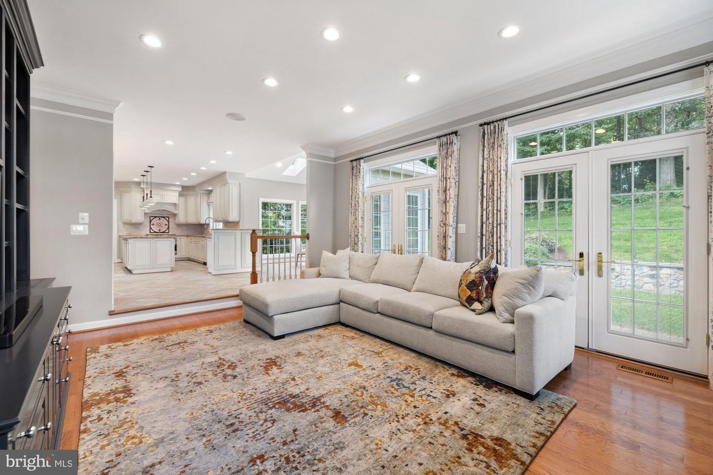 9709 BROOKSTONE LN, VIENNA, Virginia 22182, 4 Bedrooms Bedrooms, ,4 BathroomsBathrooms,Residential,For sale,9709 BROOKSTONE LN,VAFX2257266 MLS # VAFX2257266