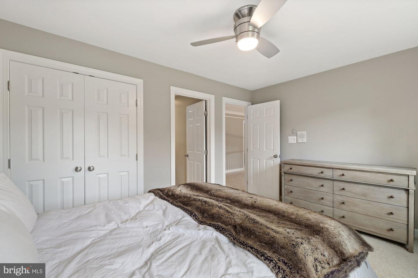 9709 BROOKSTONE LN, VIENNA, Virginia 22182, 4 Bedrooms Bedrooms, ,4 BathroomsBathrooms,Residential,For sale,9709 BROOKSTONE LN,VAFX2257266 MLS # VAFX2257266