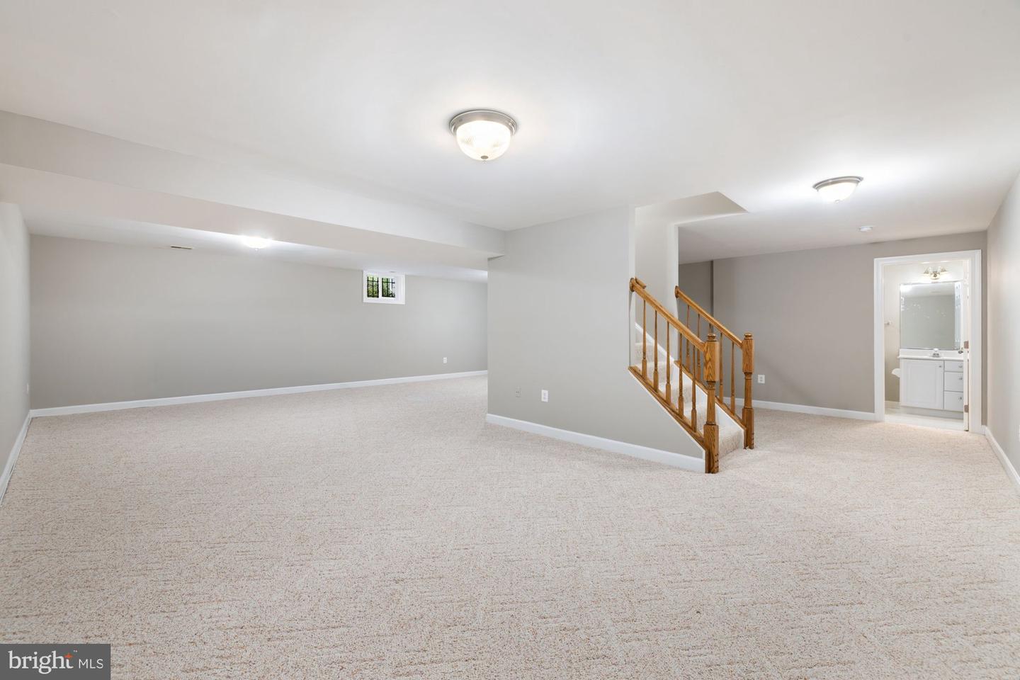 9709 BROOKSTONE LN, VIENNA, Virginia 22182, 4 Bedrooms Bedrooms, ,4 BathroomsBathrooms,Residential,For sale,9709 BROOKSTONE LN,VAFX2257266 MLS # VAFX2257266