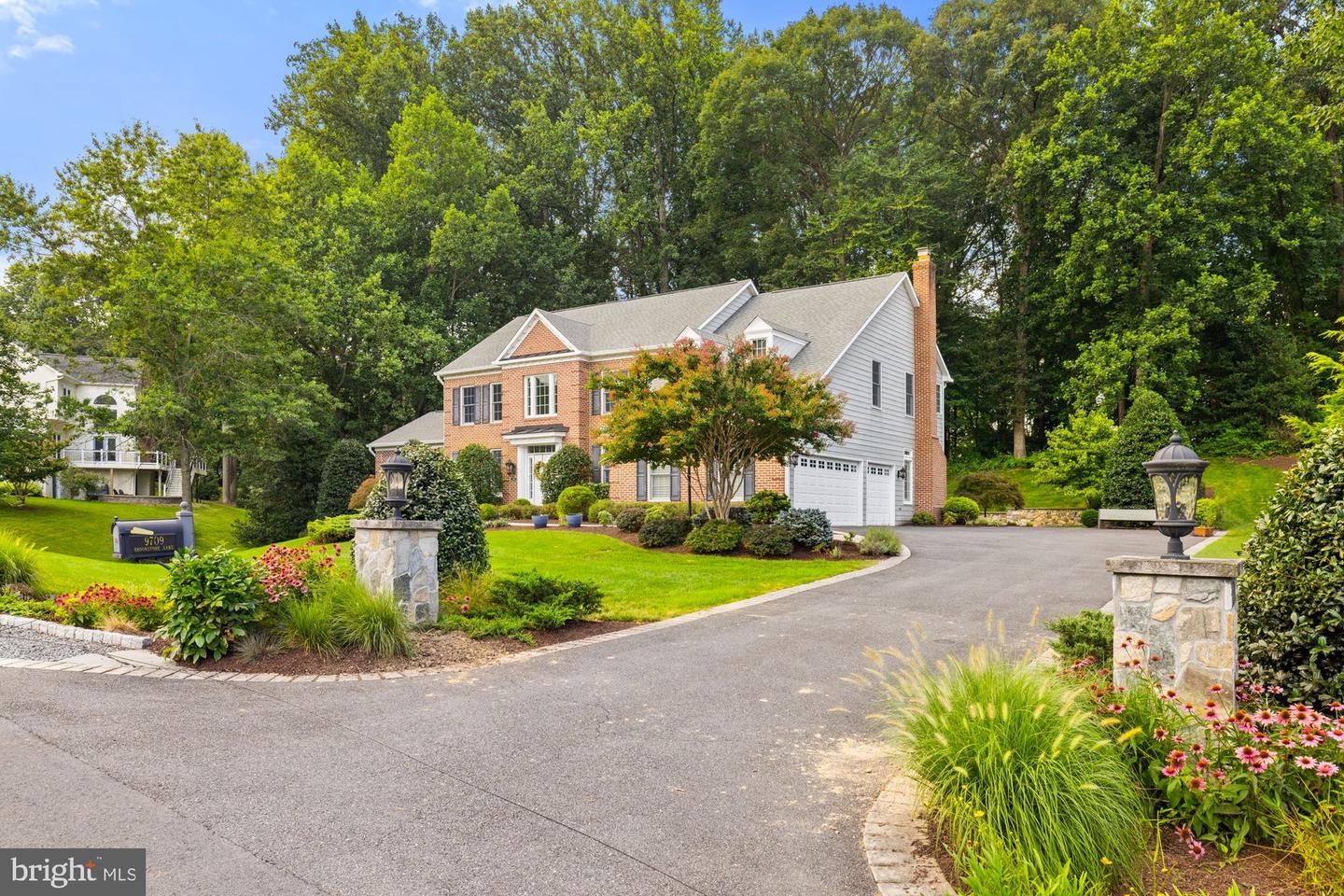 9709 BROOKSTONE LN, VIENNA, Virginia 22182, 4 Bedrooms Bedrooms, ,4 BathroomsBathrooms,Residential,For sale,9709 BROOKSTONE LN,VAFX2257266 MLS # VAFX2257266