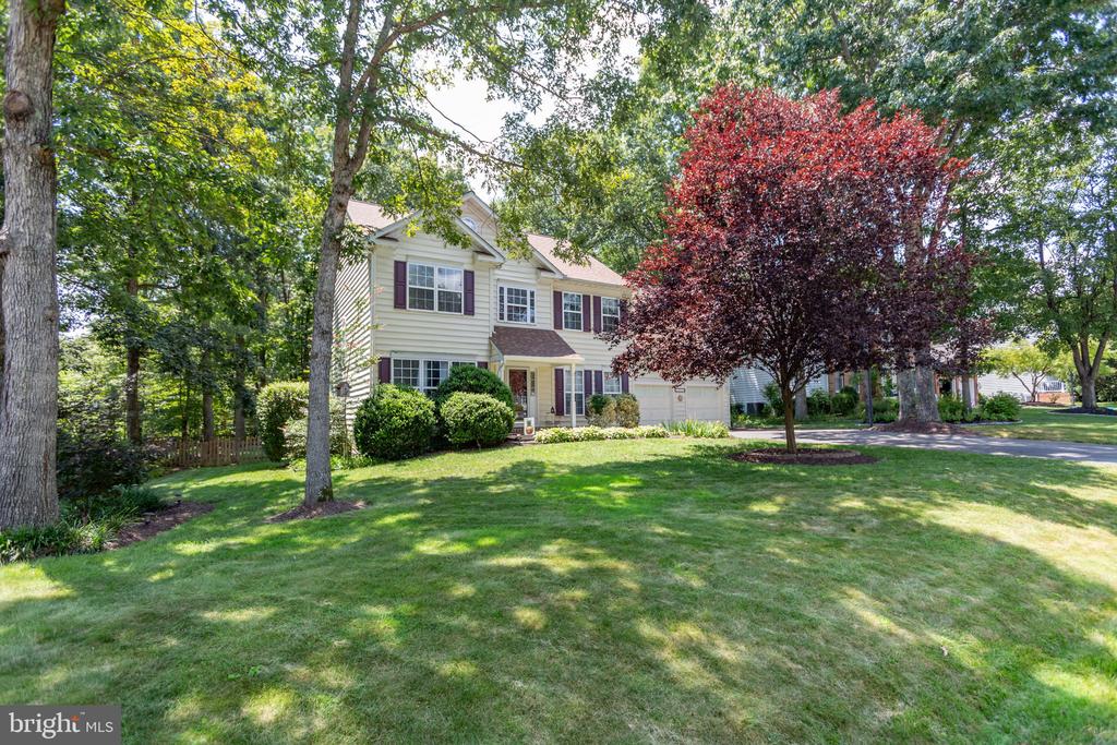 9517 CHARLESFIELD DR, FREDERICKSBURG, Virginia 22407, 5 Bedrooms Bedrooms, ,2 BathroomsBathrooms,Residential,9517 CHARLESFIELD DR,VASP2035078 MLS # VASP2035078