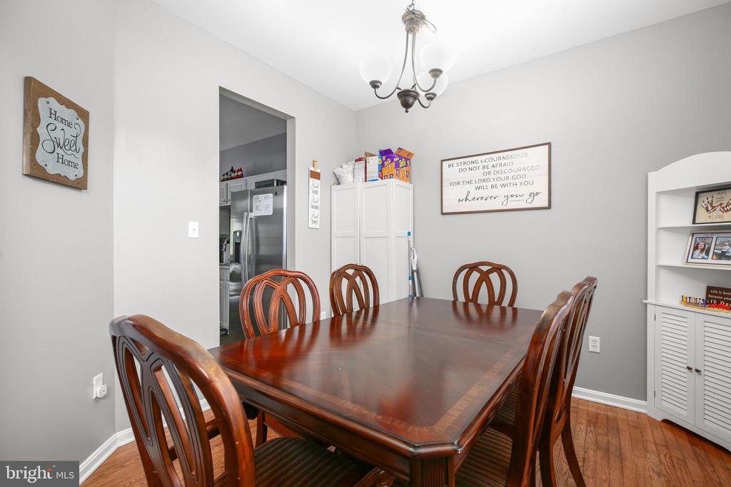 11208 ENGLEWOOD CT, FREDERICKSBURG, Virginia 22407, 3 Bedrooms Bedrooms, ,3 BathroomsBathrooms,Residential,11208 ENGLEWOOD CT,VASP2035150 MLS # VASP2035150