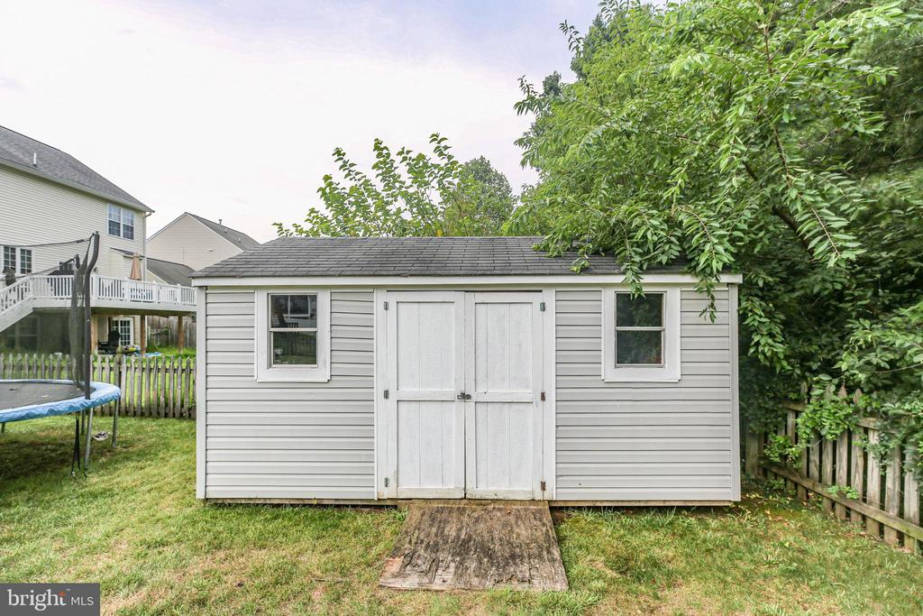11208 ENGLEWOOD CT, FREDERICKSBURG, Virginia 22407, 3 Bedrooms Bedrooms, ,3 BathroomsBathrooms,Residential,11208 ENGLEWOOD CT,VASP2035150 MLS # VASP2035150