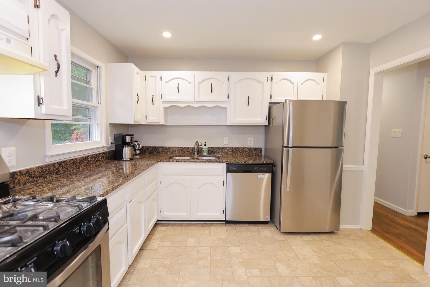 14808 EMPIRE ST, WOODBRIDGE, Virginia 22193, 5 Bedrooms Bedrooms, ,3 BathroomsBathrooms,Residential,For sale,14808 EMPIRE ST,VAPW2100130 MLS # VAPW2100130