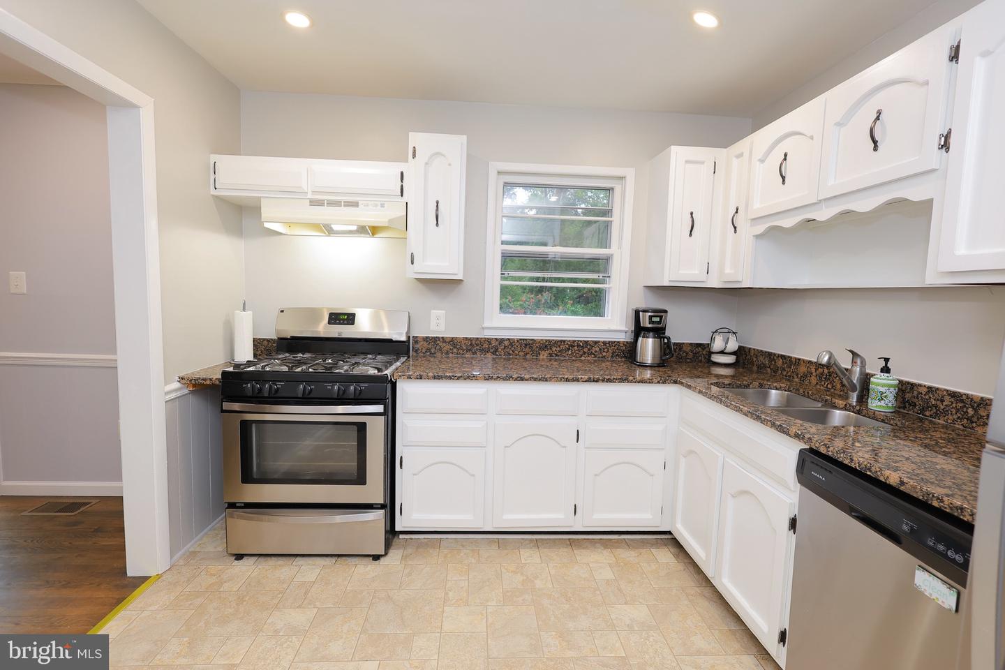 14808 EMPIRE ST, WOODBRIDGE, Virginia 22193, 5 Bedrooms Bedrooms, ,3 BathroomsBathrooms,Residential,For sale,14808 EMPIRE ST,VAPW2100130 MLS # VAPW2100130