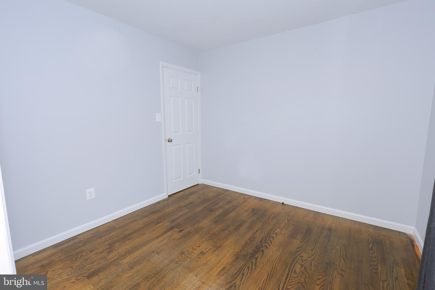 14808 EMPIRE ST, WOODBRIDGE, Virginia 22193, 5 Bedrooms Bedrooms, ,3 BathroomsBathrooms,Residential,For sale,14808 EMPIRE ST,VAPW2100130 MLS # VAPW2100130