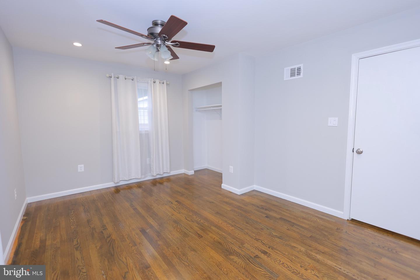14808 EMPIRE ST, WOODBRIDGE, Virginia 22193, 5 Bedrooms Bedrooms, ,3 BathroomsBathrooms,Residential,For sale,14808 EMPIRE ST,VAPW2100130 MLS # VAPW2100130