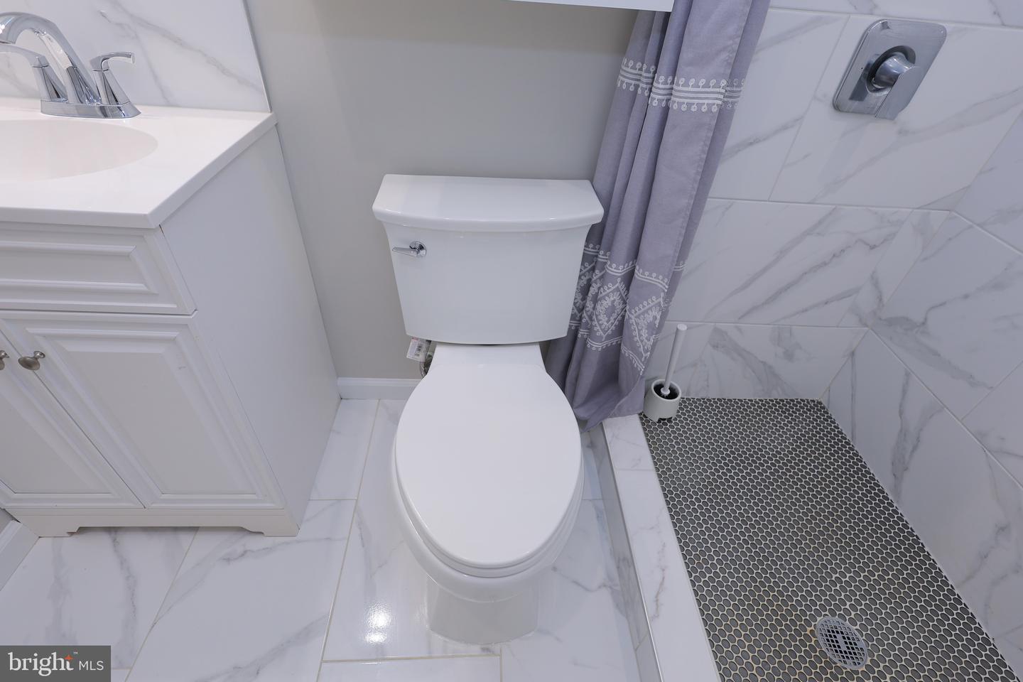 14808 EMPIRE ST, WOODBRIDGE, Virginia 22193, 5 Bedrooms Bedrooms, ,3 BathroomsBathrooms,Residential,For sale,14808 EMPIRE ST,VAPW2100130 MLS # VAPW2100130