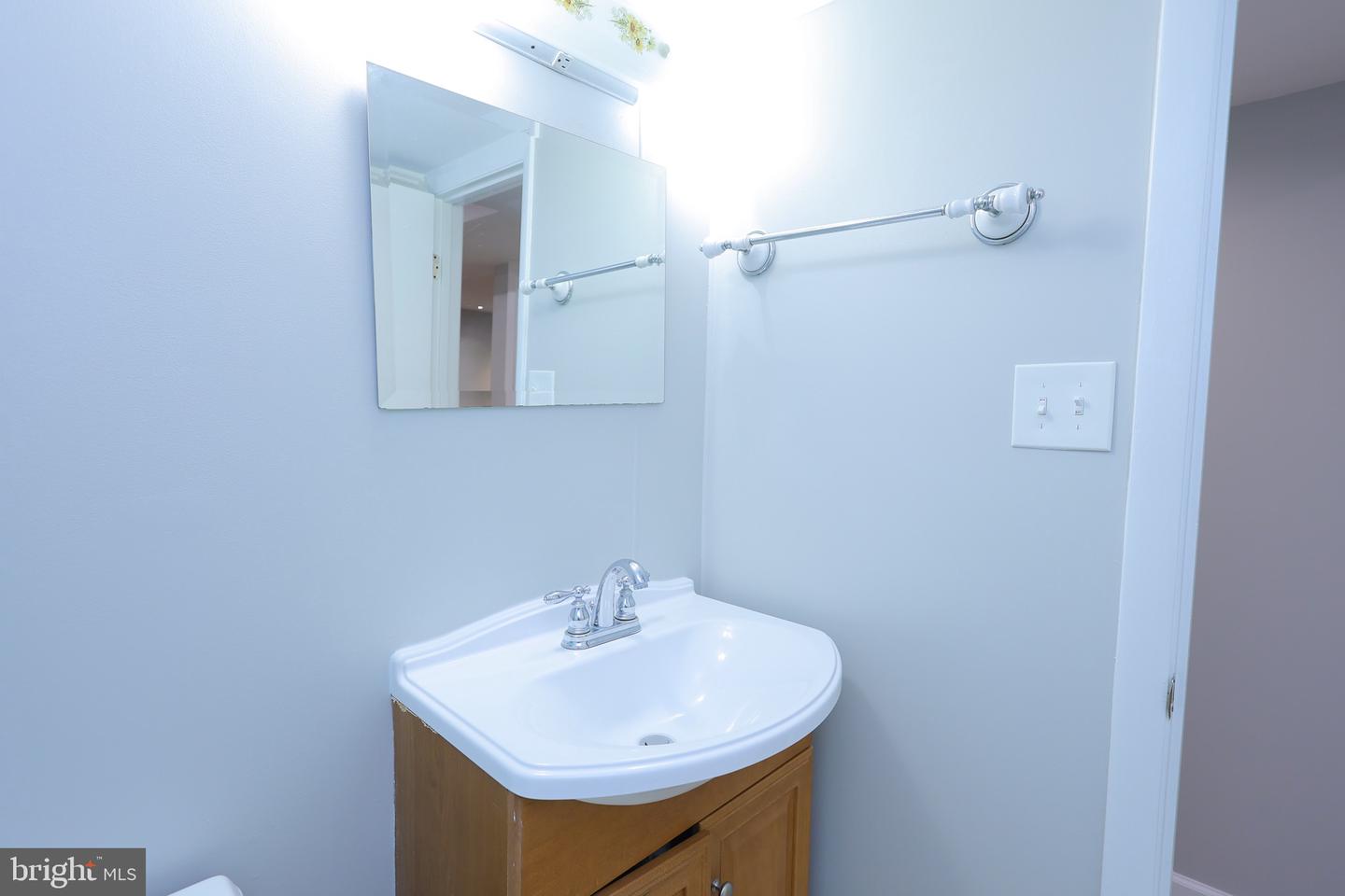 14808 EMPIRE ST, WOODBRIDGE, Virginia 22193, 5 Bedrooms Bedrooms, ,3 BathroomsBathrooms,Residential,For sale,14808 EMPIRE ST,VAPW2100130 MLS # VAPW2100130