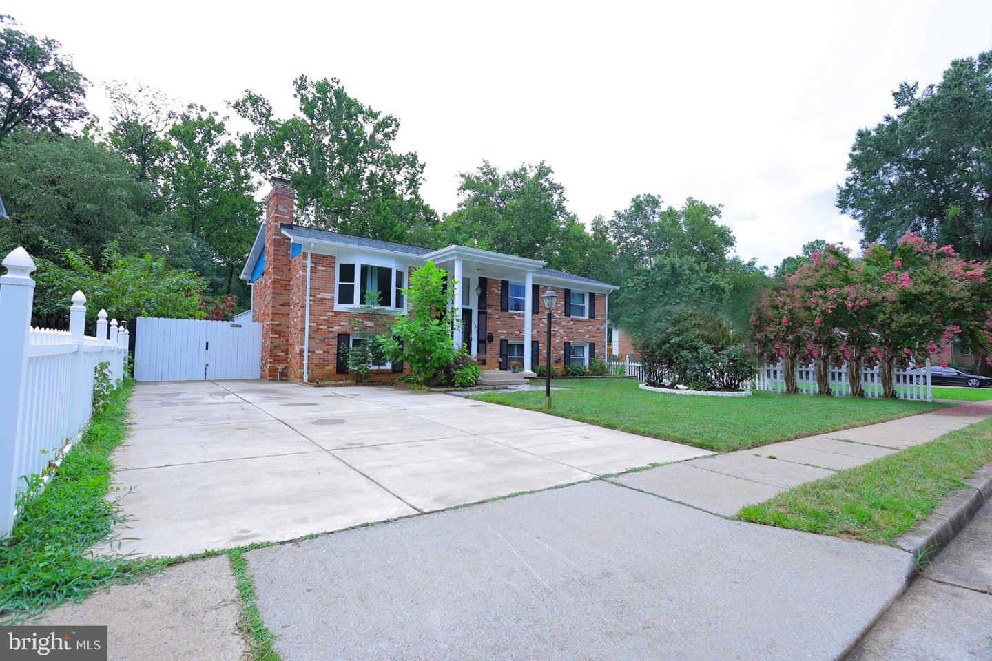 14808 EMPIRE ST, WOODBRIDGE, Virginia 22193, 5 Bedrooms Bedrooms, ,3 BathroomsBathrooms,Residential,For sale,14808 EMPIRE ST,VAPW2100130 MLS # VAPW2100130