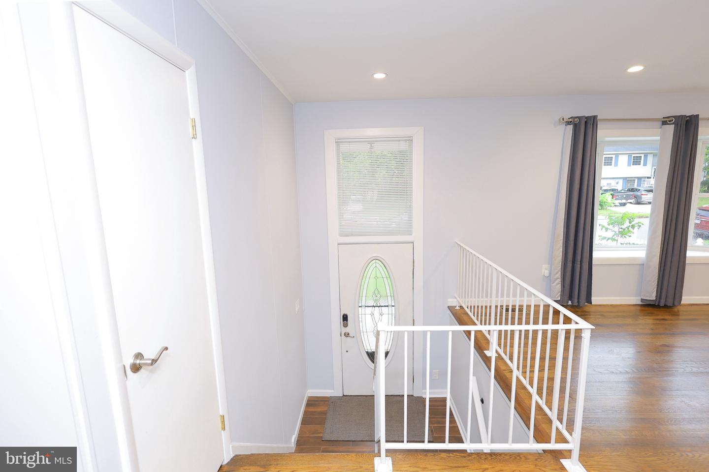 14808 EMPIRE ST, WOODBRIDGE, Virginia 22193, 5 Bedrooms Bedrooms, ,3 BathroomsBathrooms,Residential,For sale,14808 EMPIRE ST,VAPW2100130 MLS # VAPW2100130