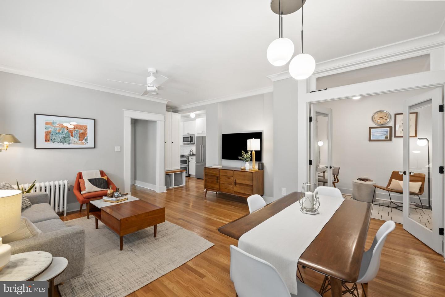 1101 L ST NW #207, WASHINGTON, District Of Columbia 20005, 2 Bedrooms Bedrooms, ,2 BathroomsBathrooms,Residential,For sale,1101 L ST NW #207,DCDC2212590 MLS # DCDC2212590