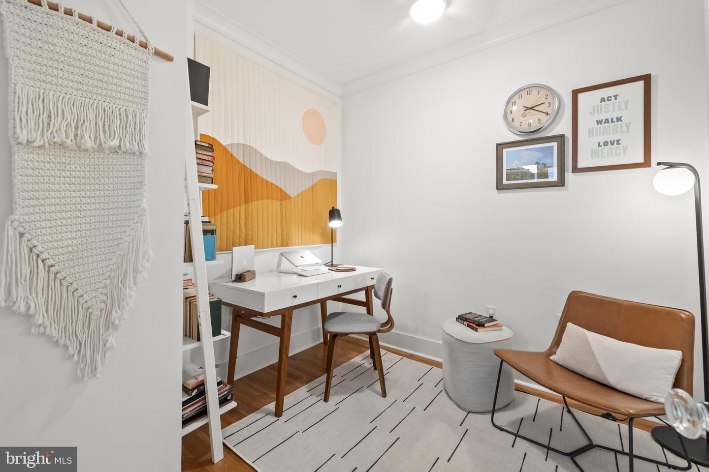 1101 L ST NW #207, WASHINGTON, District Of Columbia 20005, 2 Bedrooms Bedrooms, ,2 BathroomsBathrooms,Residential,For sale,1101 L ST NW #207,DCDC2212590 MLS # DCDC2212590