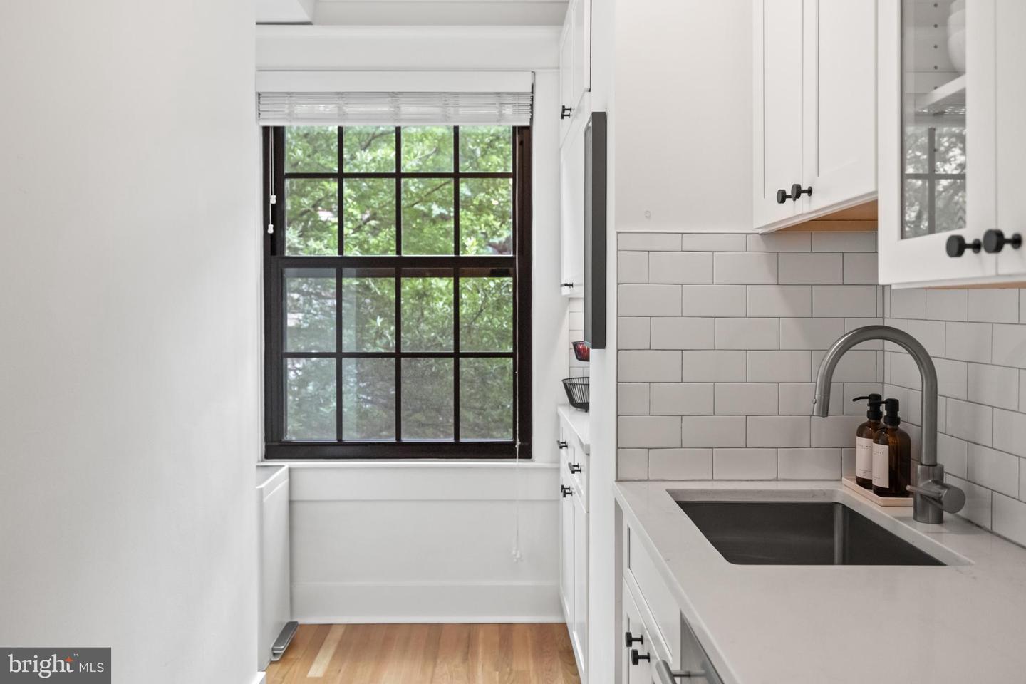1101 L ST NW #207, WASHINGTON, District Of Columbia 20005, 2 Bedrooms Bedrooms, ,2 BathroomsBathrooms,Residential,For sale,1101 L ST NW #207,DCDC2212590 MLS # DCDC2212590