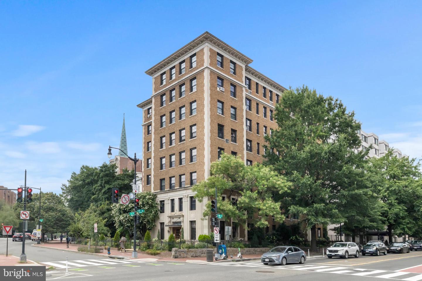 1101 L ST NW #207, WASHINGTON, District Of Columbia 20005, 2 Bedrooms Bedrooms, ,2 BathroomsBathrooms,Residential,For sale,1101 L ST NW #207,DCDC2212590 MLS # DCDC2212590