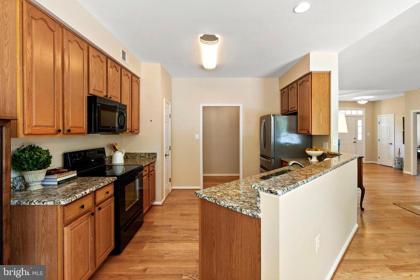 400 GLENMEADE CIR, PURCELLVILLE, Virginia 20132, 3 Bedrooms Bedrooms, 7 Rooms Rooms,2 BathroomsBathrooms,Residential,For sale,400 GLENMEADE CIR,VALO2103554 MLS # VALO2103554