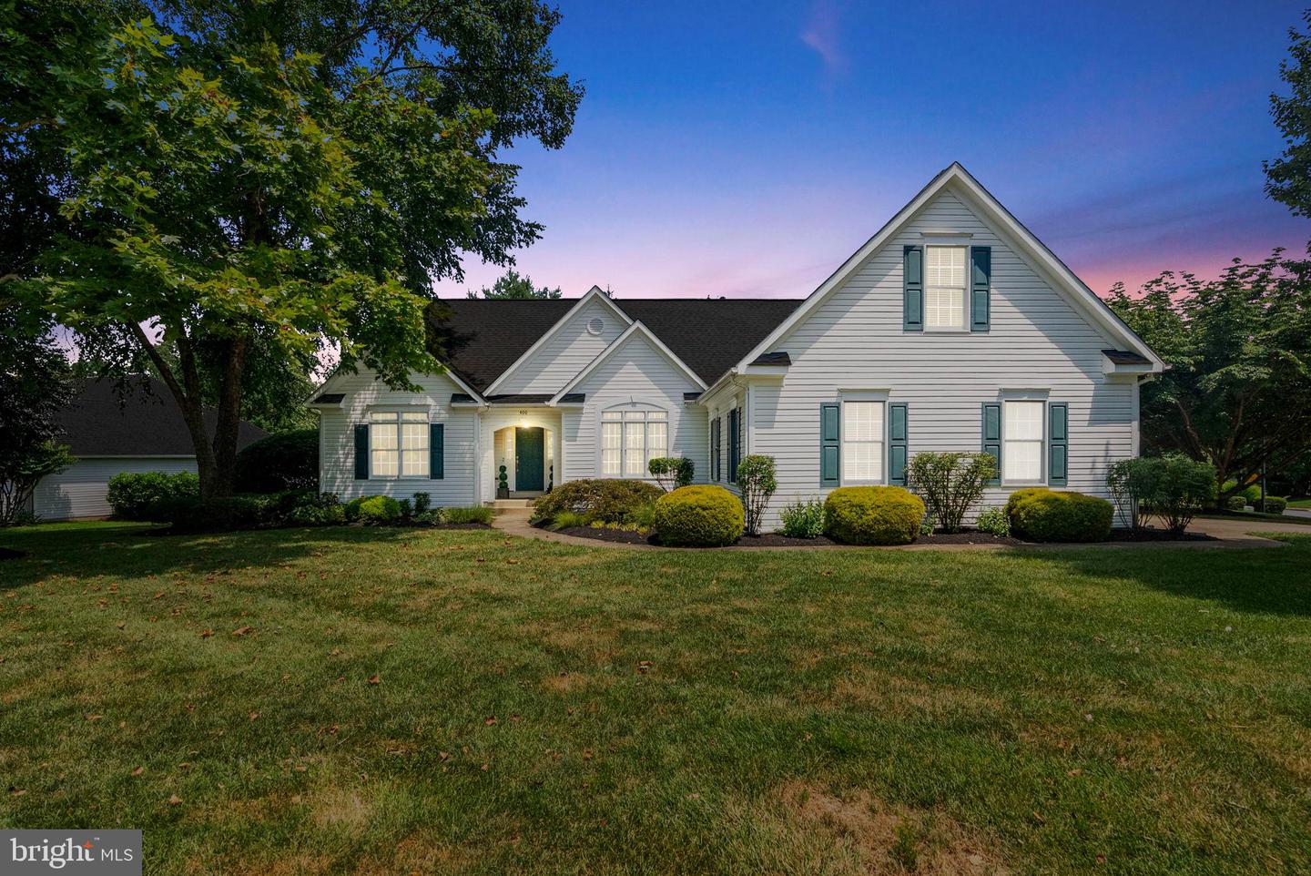 400 GLENMEADE CIR, PURCELLVILLE, Virginia 20132, 3 Bedrooms Bedrooms, 7 Rooms Rooms,2 BathroomsBathrooms,Residential,For sale,400 GLENMEADE CIR,VALO2103554 MLS # VALO2103554