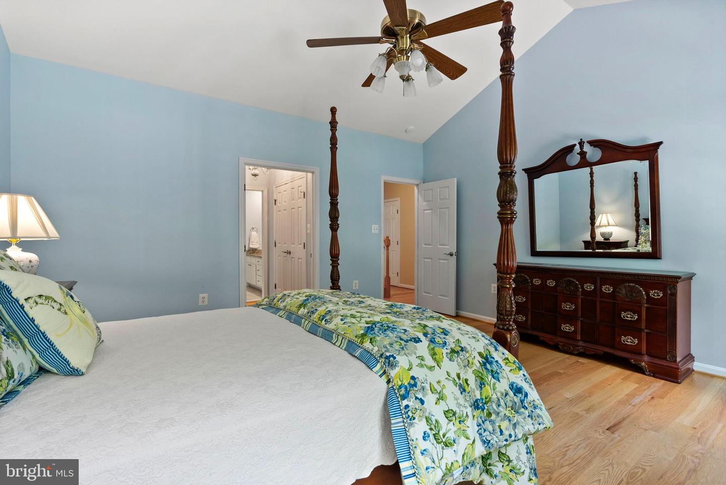 400 GLENMEADE CIR, PURCELLVILLE, Virginia 20132, 3 Bedrooms Bedrooms, 7 Rooms Rooms,2 BathroomsBathrooms,Residential,For sale,400 GLENMEADE CIR,VALO2103554 MLS # VALO2103554