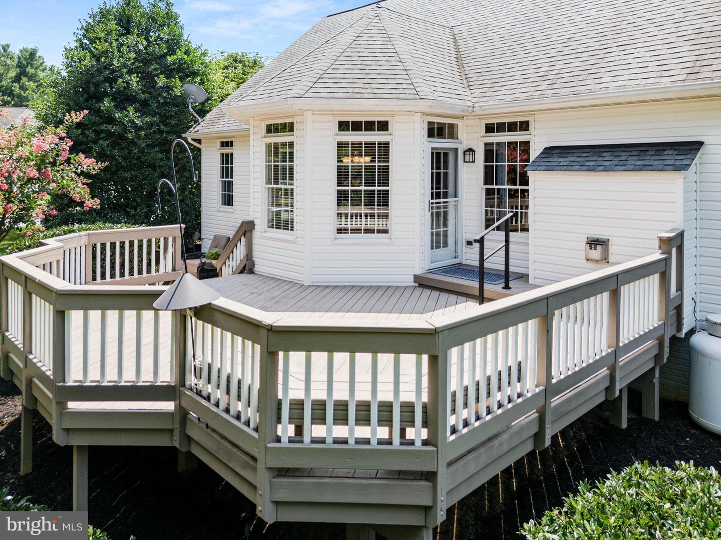 400 GLENMEADE CIR, PURCELLVILLE, Virginia 20132, 3 Bedrooms Bedrooms, 7 Rooms Rooms,2 BathroomsBathrooms,Residential,For sale,400 GLENMEADE CIR,VALO2103554 MLS # VALO2103554