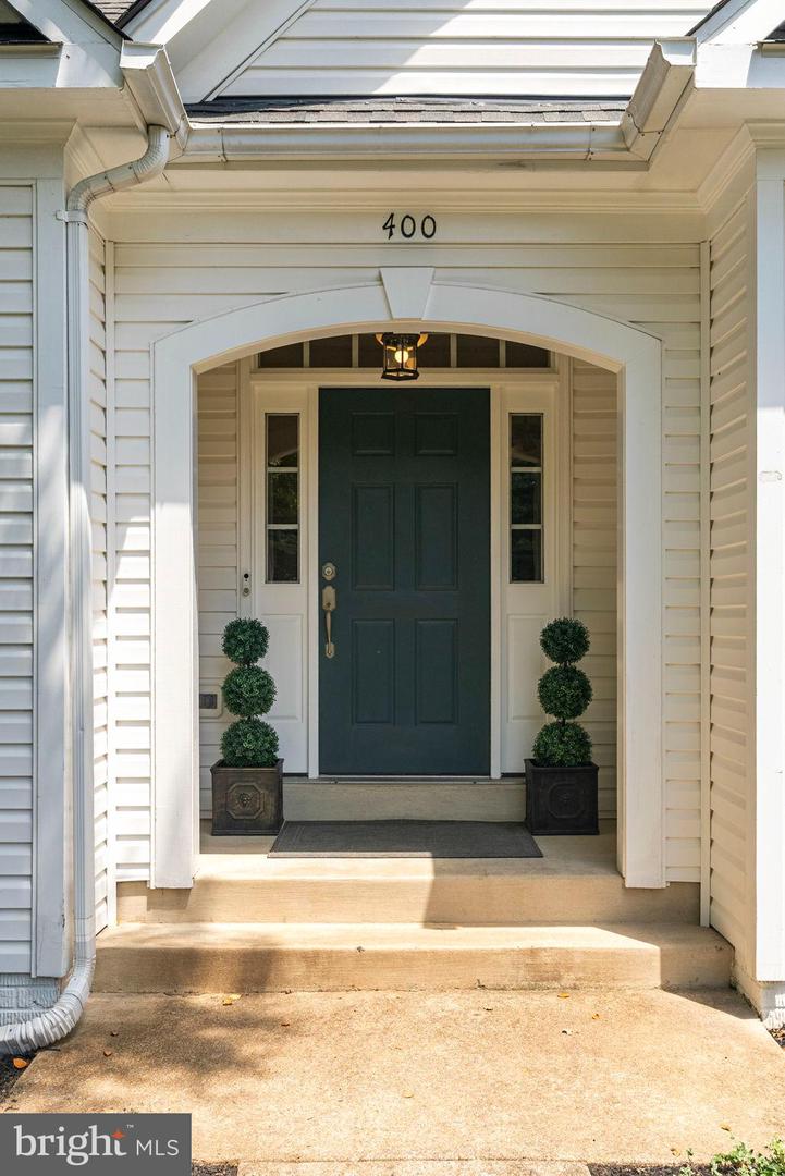 400 GLENMEADE CIR, PURCELLVILLE, Virginia 20132, 3 Bedrooms Bedrooms, 7 Rooms Rooms,2 BathroomsBathrooms,Residential,For sale,400 GLENMEADE CIR,VALO2103554 MLS # VALO2103554