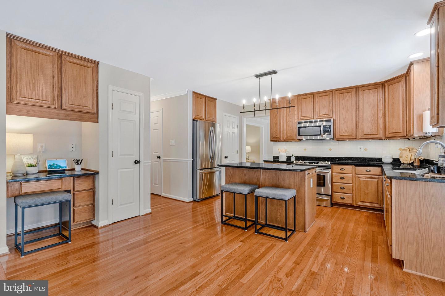 6265 HAPPY CREEK RD, MANASSAS, Virginia 20112, 4 Bedrooms Bedrooms, 7 Rooms Rooms,2 BathroomsBathrooms,Residential,For sale,6265 HAPPY CREEK RD,VAPW2100470 MLS # VAPW2100470