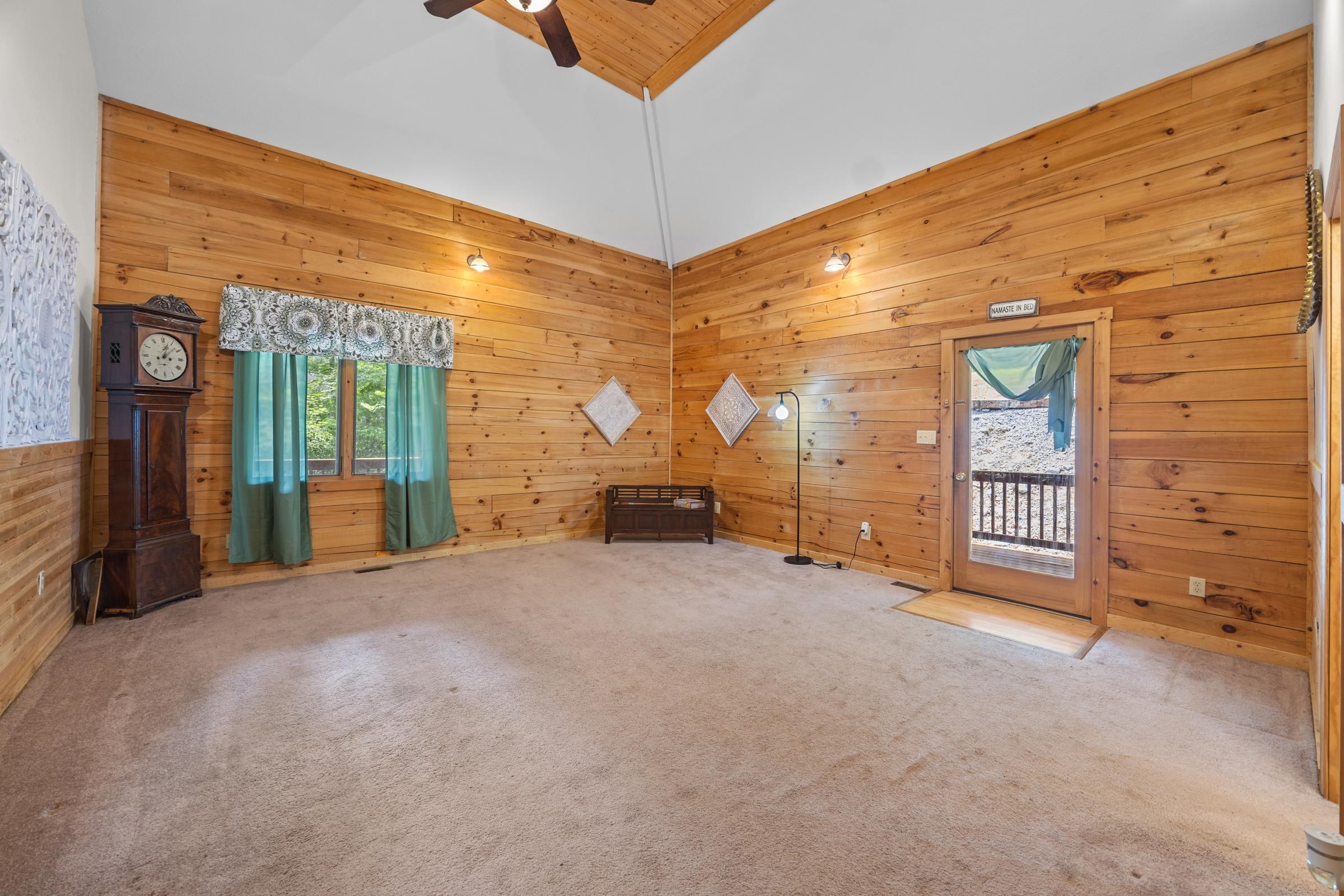 354 MULBERRY LN, MOUNT JACKSON, Virginia 22842, 4 Bedrooms Bedrooms, ,2 BathroomsBathrooms,Residential,354 MULBERRY LN,667458 MLS # 667458