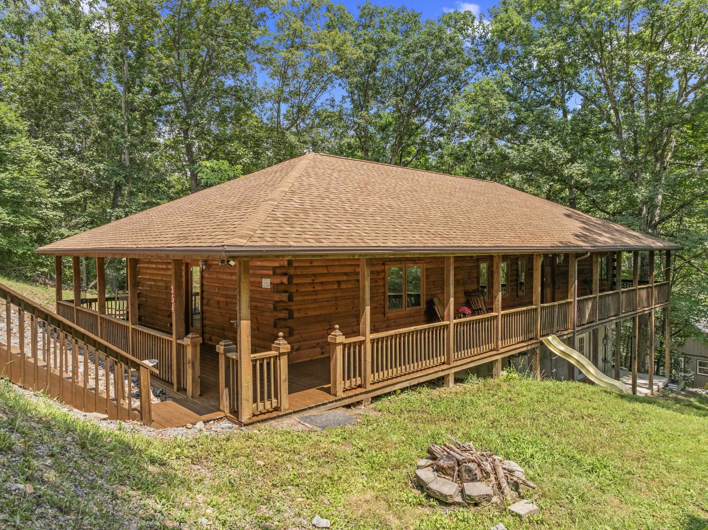 354 MULBERRY LN, MOUNT JACKSON, Virginia 22842, 4 Bedrooms Bedrooms, ,2 BathroomsBathrooms,Residential,354 MULBERRY LN,667458 MLS # 667458
