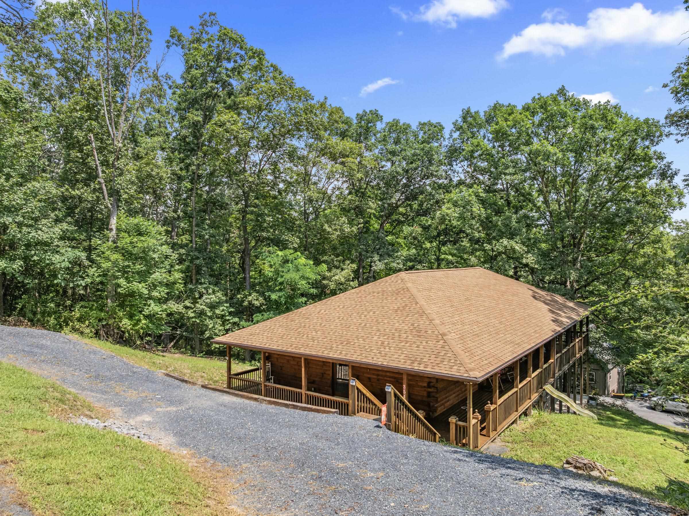 354 MULBERRY LN, MOUNT JACKSON, Virginia 22842, 4 Bedrooms Bedrooms, ,2 BathroomsBathrooms,Residential,354 MULBERRY LN,667458 MLS # 667458