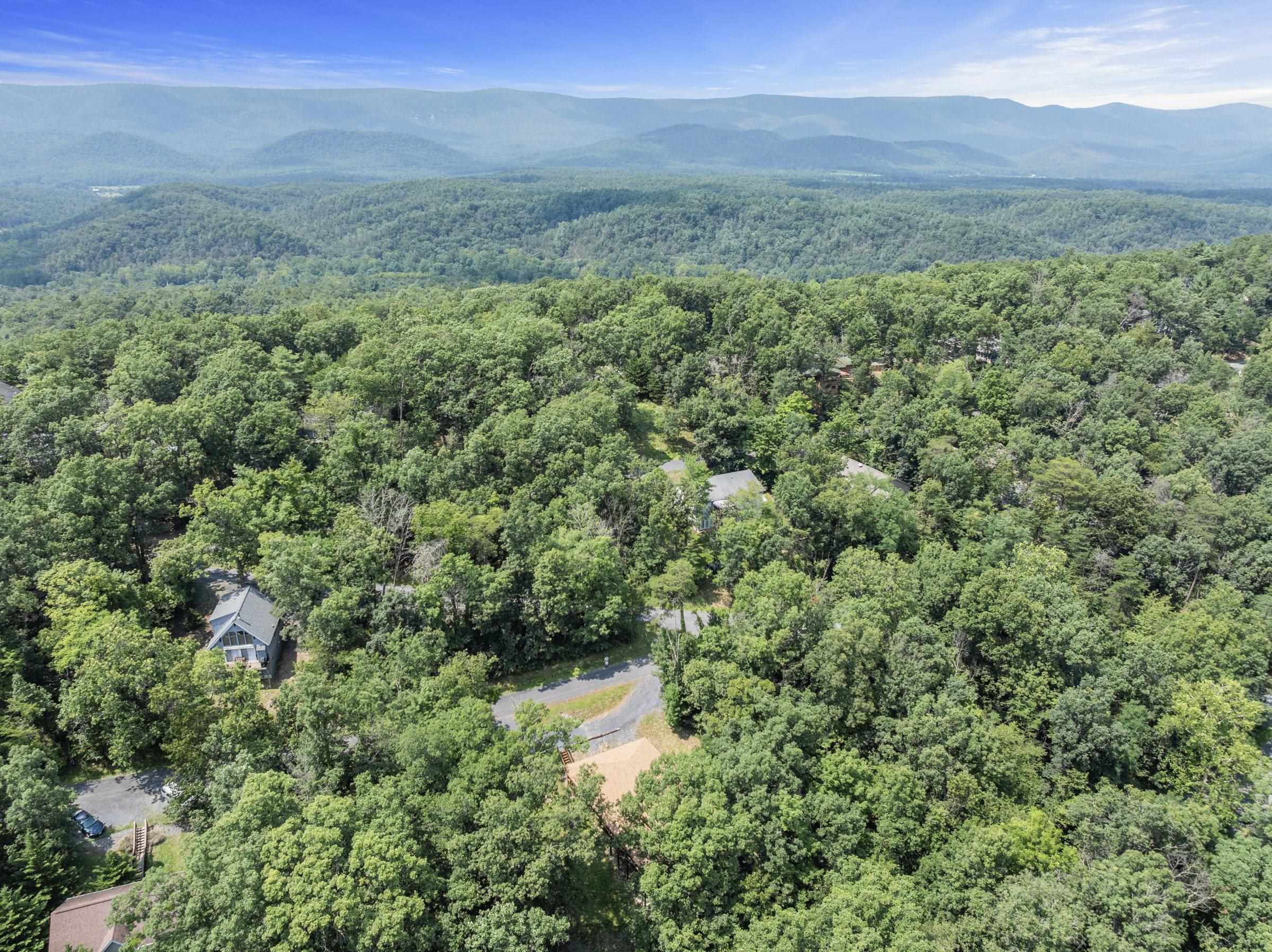 354 MULBERRY LN, MOUNT JACKSON, Virginia 22842, 4 Bedrooms Bedrooms, ,2 BathroomsBathrooms,Residential,354 MULBERRY LN,667458 MLS # 667458