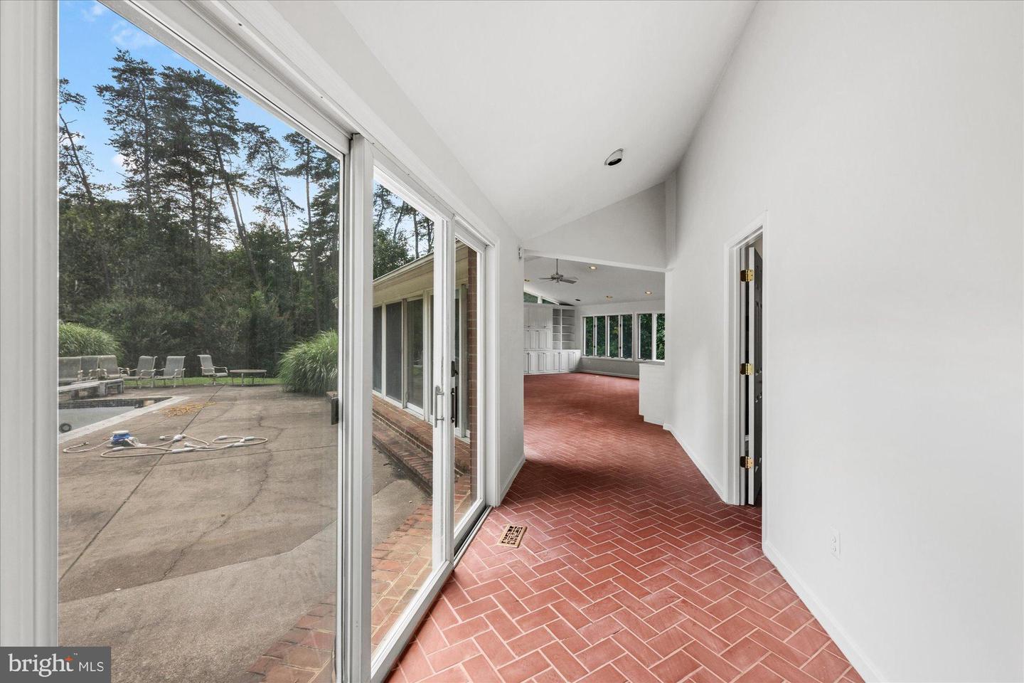 1013 UNION CHURCH RD, MCLEAN, Virginia 22102, 5 Bedrooms Bedrooms, ,3 BathroomsBathrooms,Residential,For sale,1013 UNION CHURCH RD,VAFX2258818 MLS # VAFX2258818