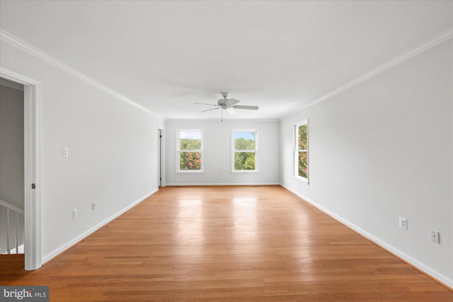 1013 UNION CHURCH RD, MCLEAN, Virginia 22102, 5 Bedrooms Bedrooms, ,3 BathroomsBathrooms,Residential,For sale,1013 UNION CHURCH RD,VAFX2258818 MLS # VAFX2258818