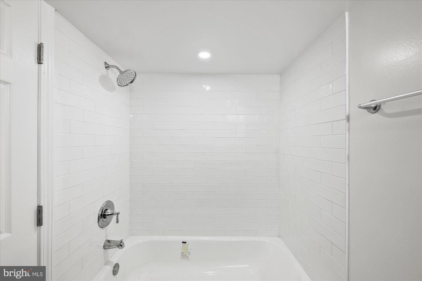 1013 UNION CHURCH RD, MCLEAN, Virginia 22102, 5 Bedrooms Bedrooms, ,3 BathroomsBathrooms,Residential,For sale,1013 UNION CHURCH RD,VAFX2258818 MLS # VAFX2258818